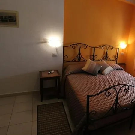 Viadelmare فندق مبيت وإفطار ألغيرو